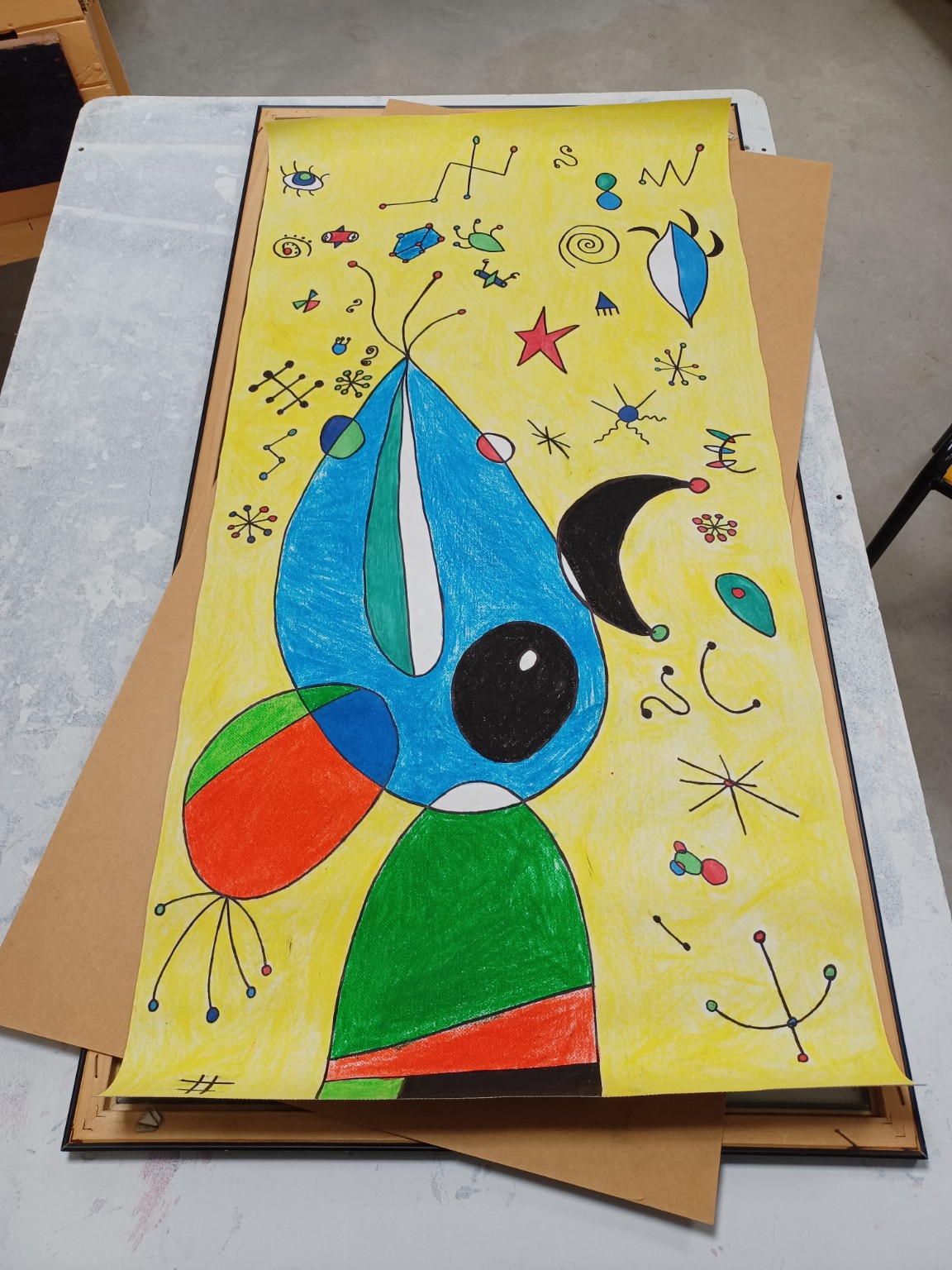 Grand tableau bleu aux formes abstraites